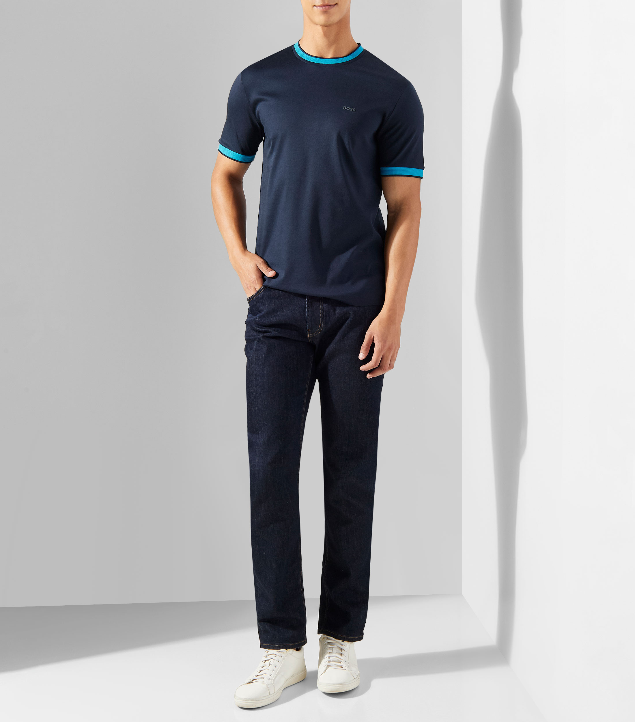 Playera slim de algodón mercerizado con ribetes en contraste Hombre